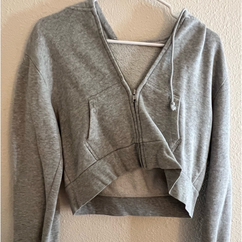 4 CROPPED JACKETS